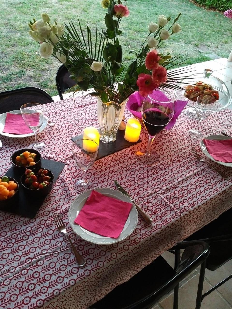 Bed and Breakfast La Mancine Laulan Jau-Dignac-et-Loirac Esterno foto